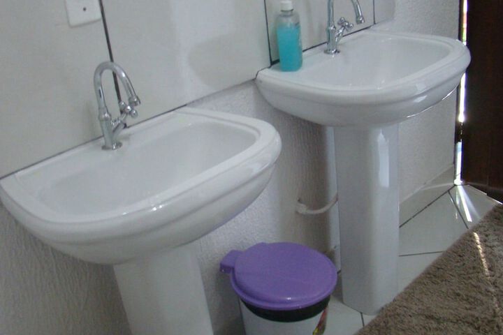 Clean Restrooms