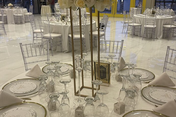 Ballroom/Hall 23 of 35