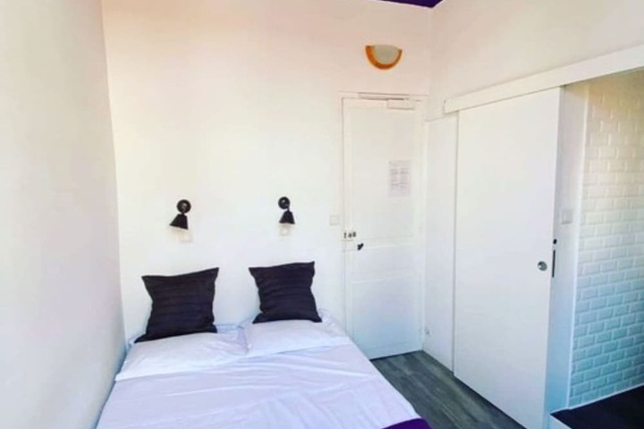 Room 13 of 41