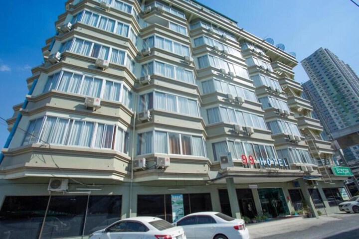 Hotel 53 of 57
