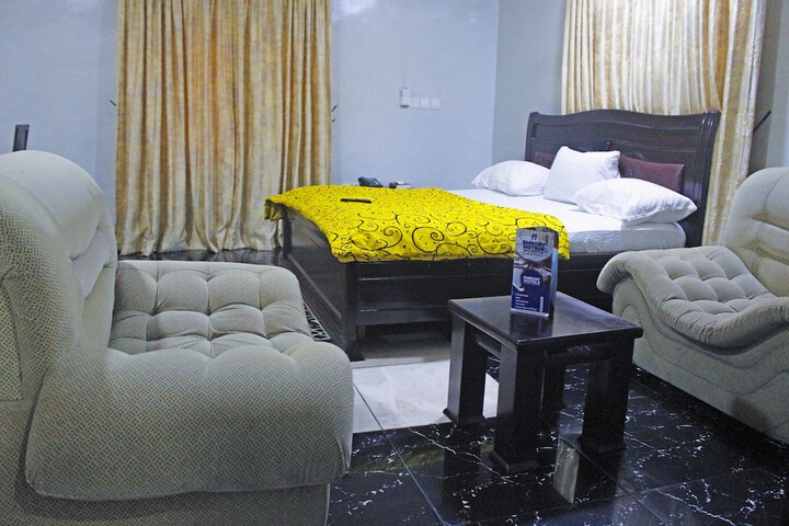 Room 31 of 68