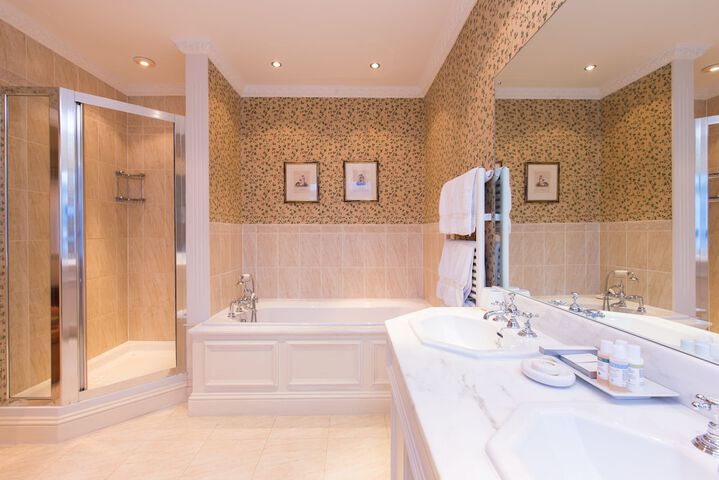 Bath Photo