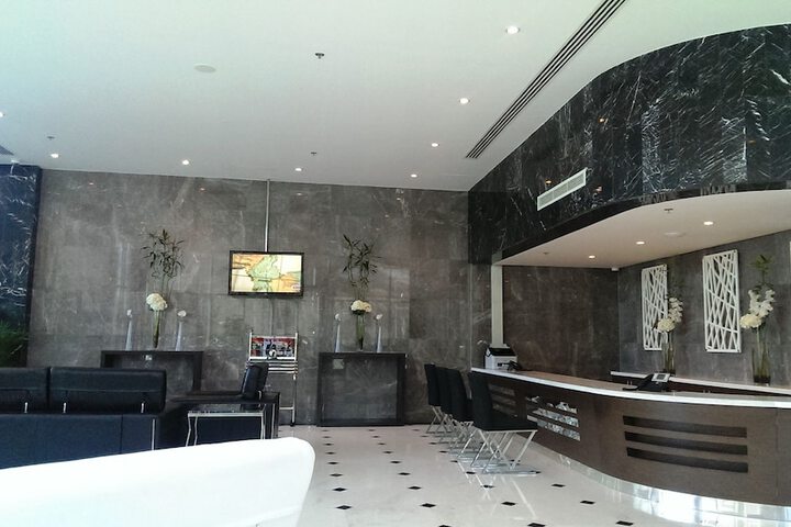 Hotel 2 of 65