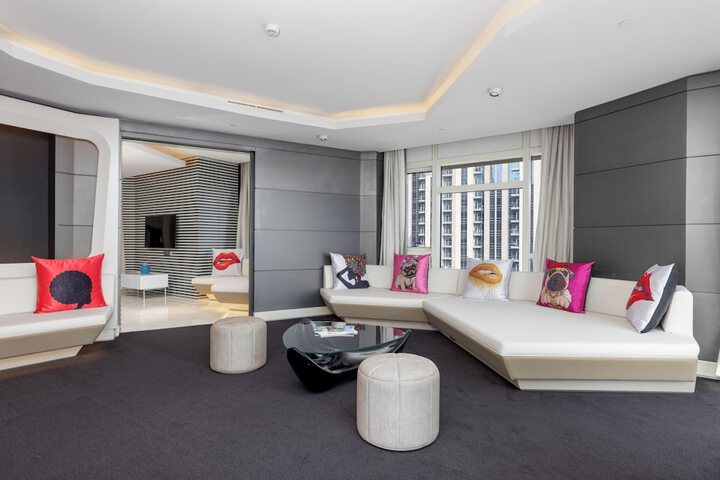 Room 40 of 126