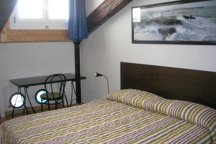 Room 18 of 36