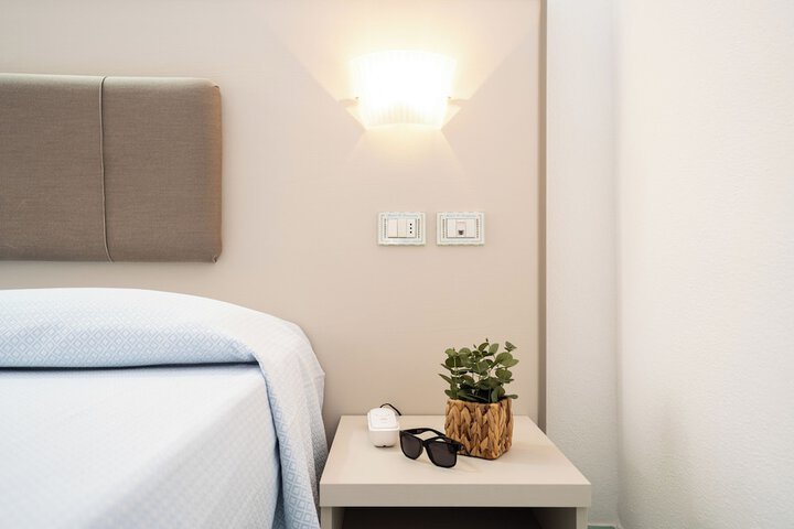 Room 18 of 84