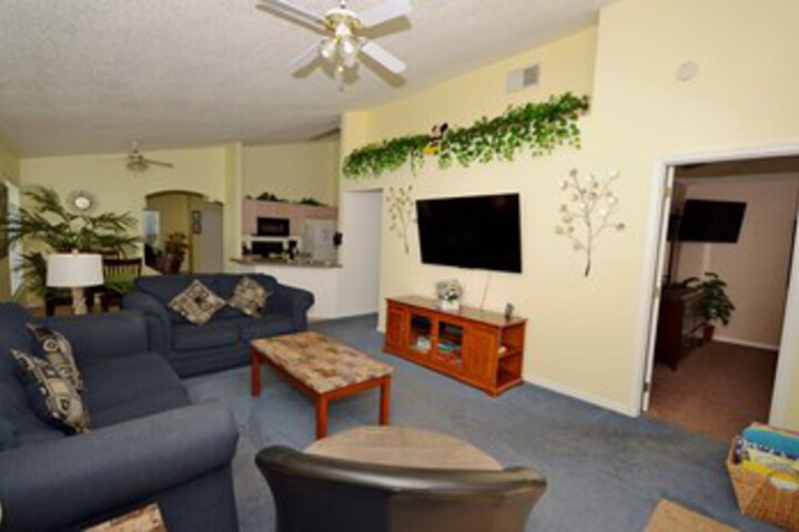 Room 21 of 51