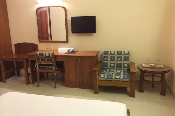 Room 25 of 35