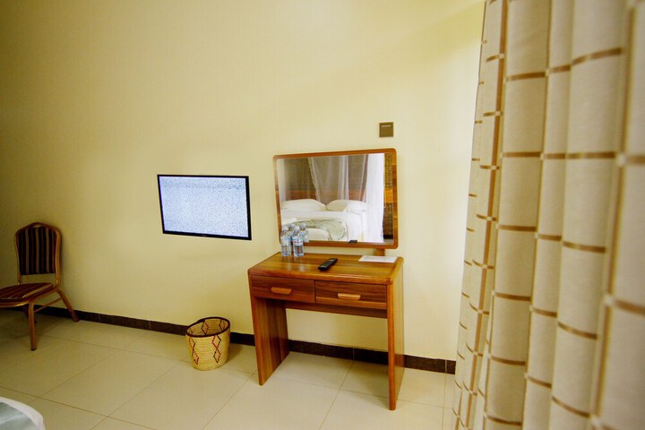 Room 34 of 86