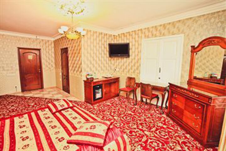 Room 50 of 67