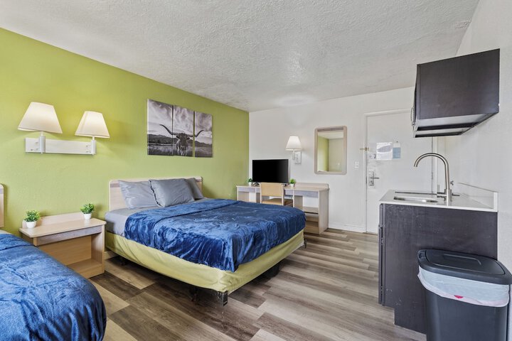 Room 22 of 46