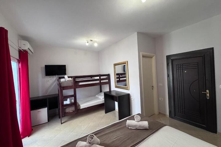 Room 9 of 88