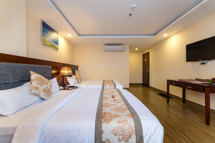 Room 30 of 72