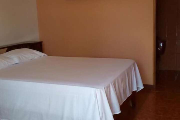Room 13 of 49