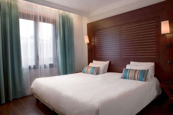 Room 15 of 63