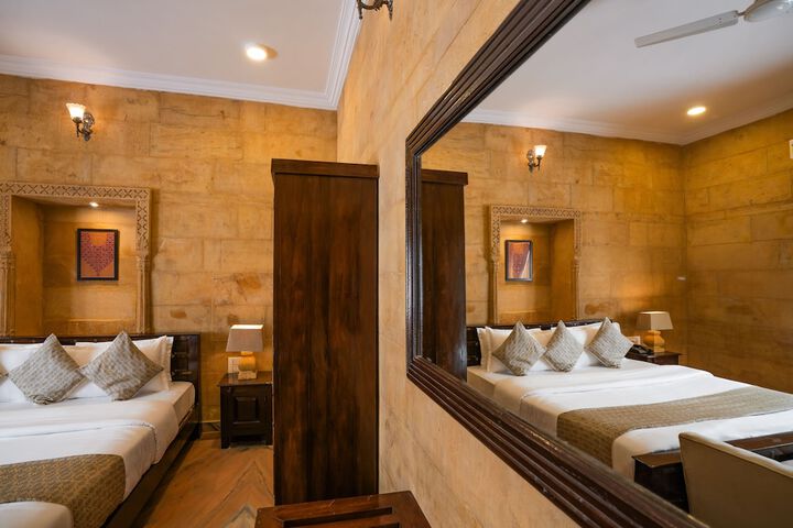 Room 50 of 82