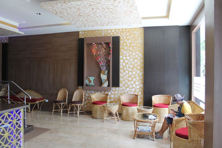 Lobby Entry