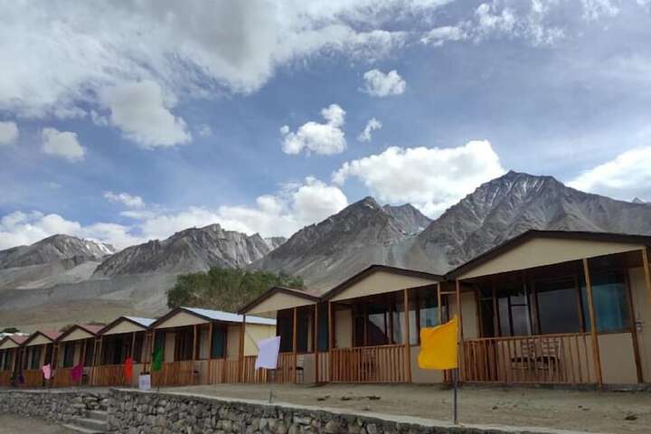 Ecstasy Huts Pangong