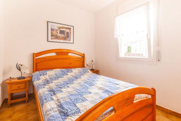 Room 10 of 20