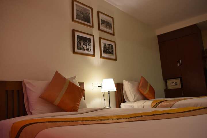 Room 5 of 54