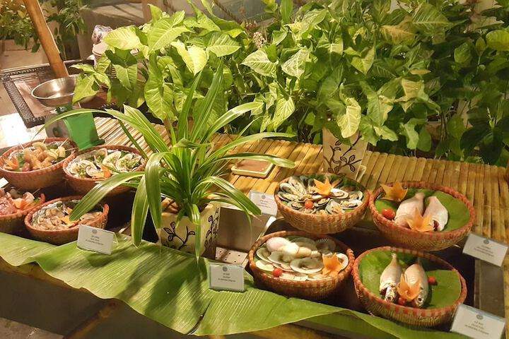 Dining 72 of 108