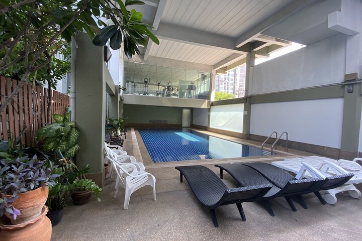 Pool 154 of 186