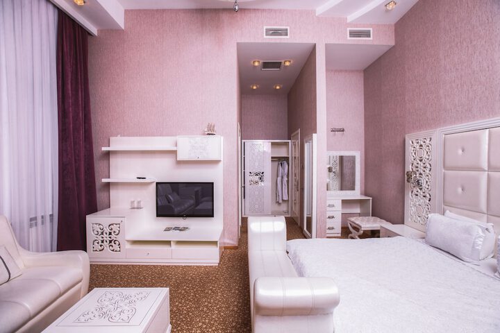 Room 7 of 47