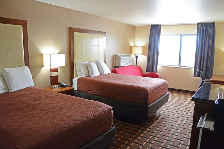 2 Double Beds (7 of 26)