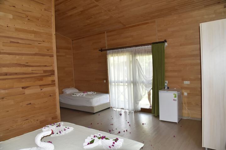 Room 3 of 26