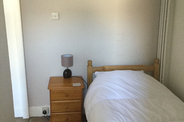 Room 15 of 32