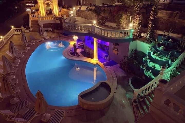 Hotel 36 of 40