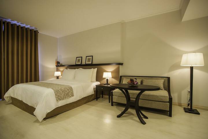 Room 16 of 145