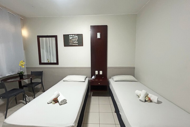 Room 42 of 67