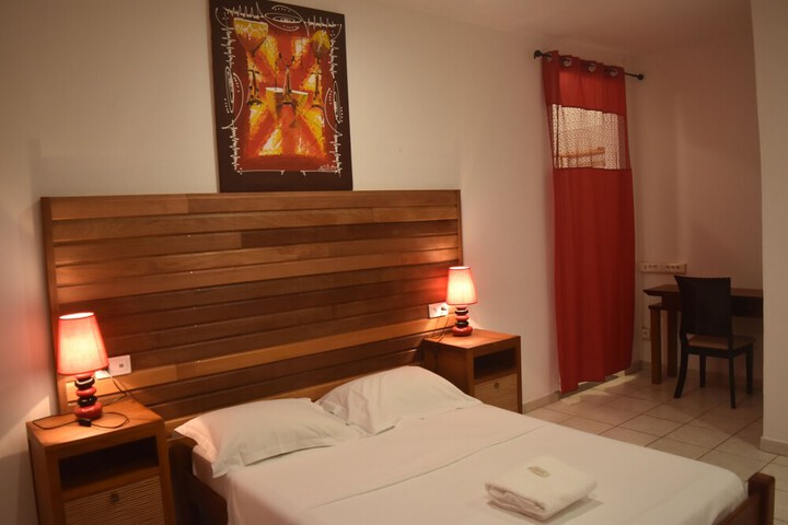 Room 15 of 38