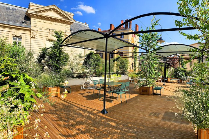 Terrace/Patio 51 of 57