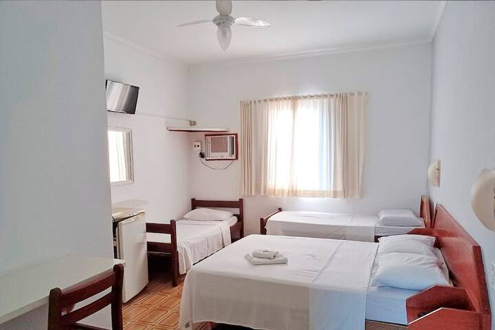 Room 6 of 26