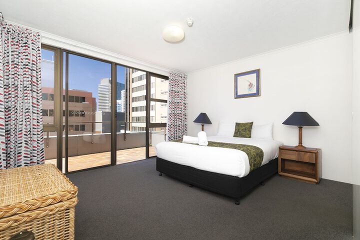Room 3 of 61