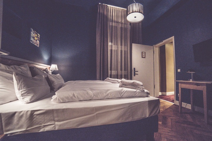 Room 4 of 53
