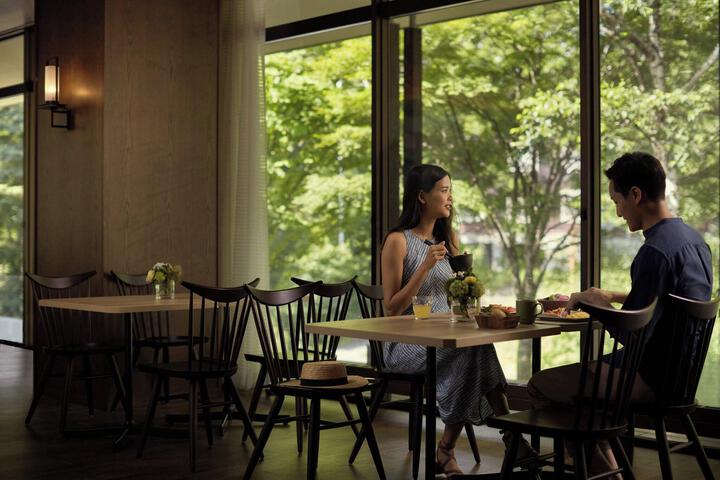 Dining 29 of 98