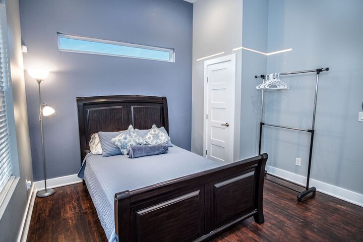 Room 3 of 42