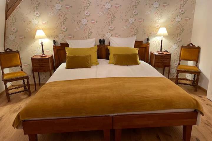 Room 3 of 57