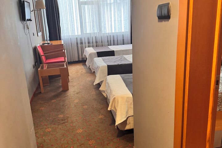 Room 59 of 96