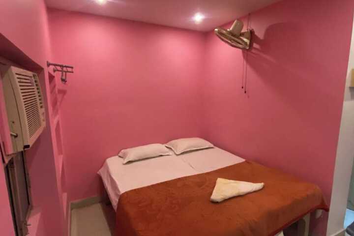 Room 15 of 31