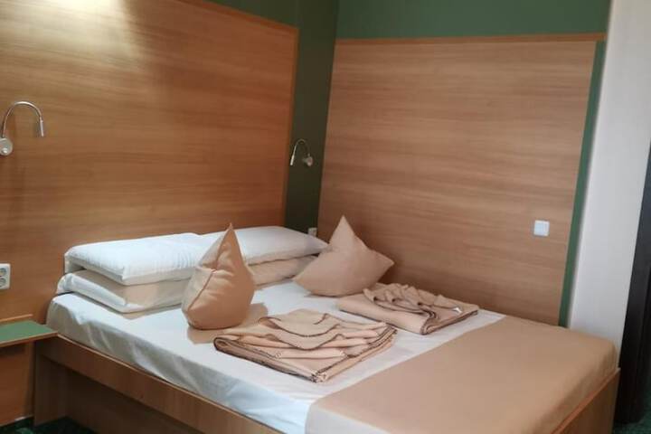 Room 19 of 54