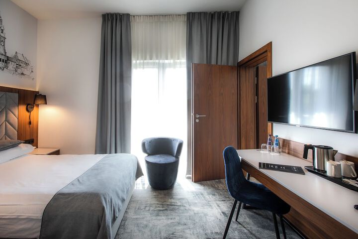 Room 25 of 110