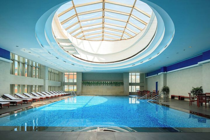 Pools & Facilities