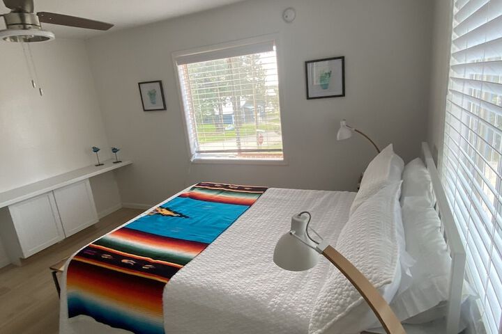 Room 8 of 75