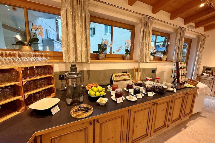 Dining 147 of 189