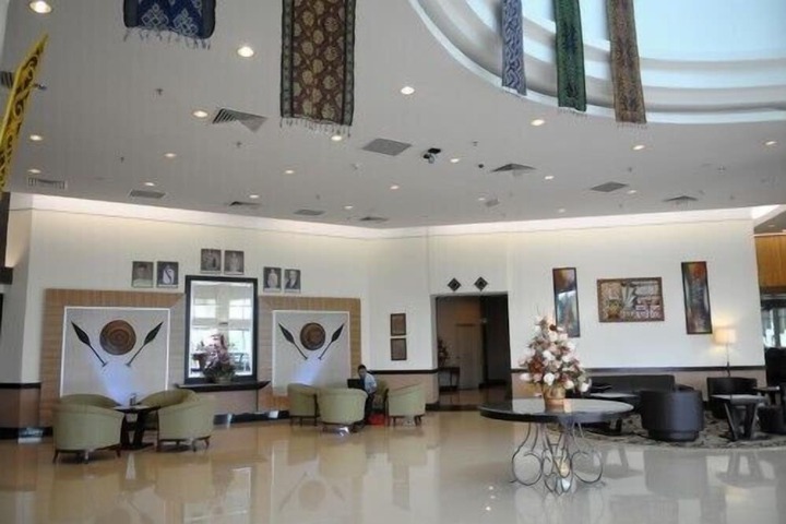 Hotel Interior 6 of 49