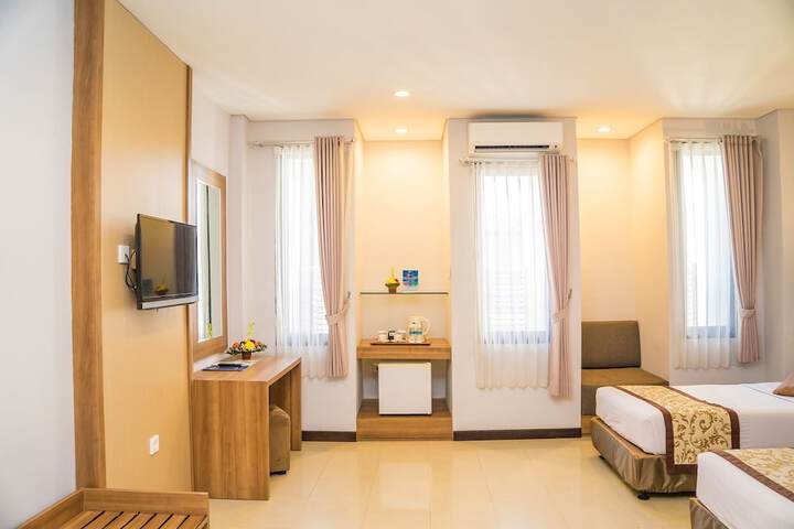 Room 10 of 40